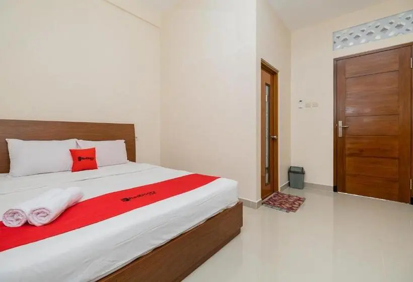 エコノミールーム, Reddoorz Syariah Near Batu Night Spectacular