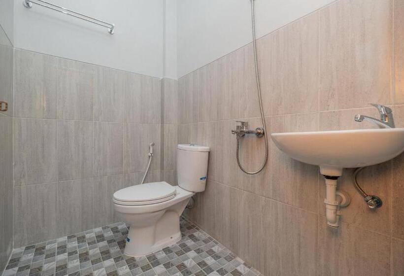 经济房, Reddoorz Syariah Near Batu Night Spectacular