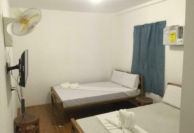 اتاق لوکس خانوادگی, Casa Montemar Heights