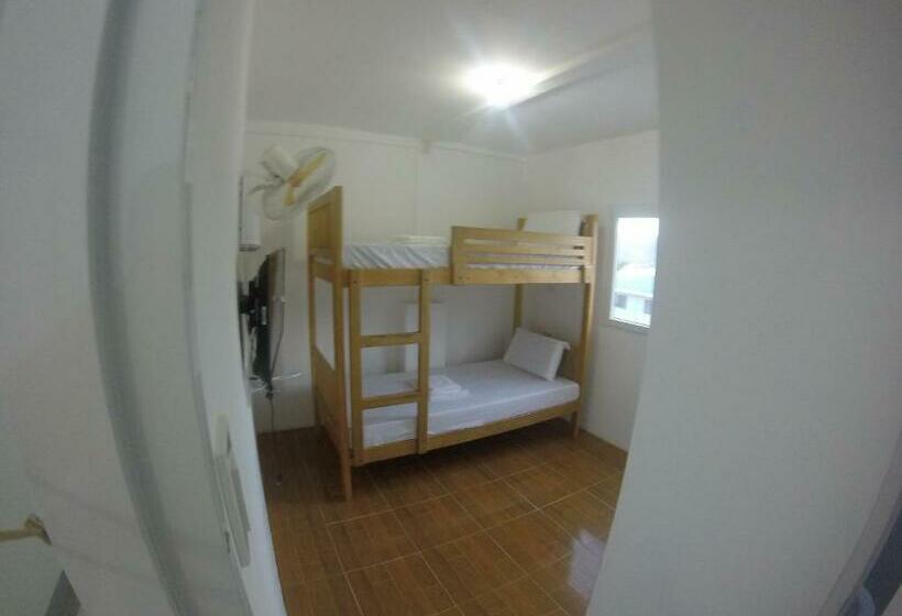 اتاق اکونومی, Casa Montemar Heights