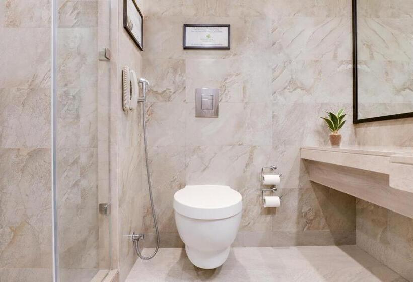 استودیوی استاندارد, Lemon Tree Premier, Mumbai International Airport