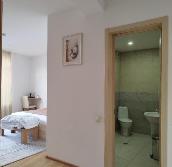 اتاق لوکس, Marseille Palace