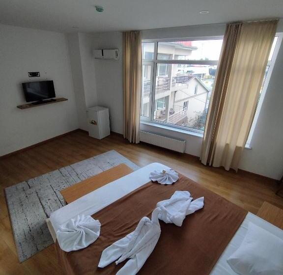 اتاق لوکس, Marseille Palace