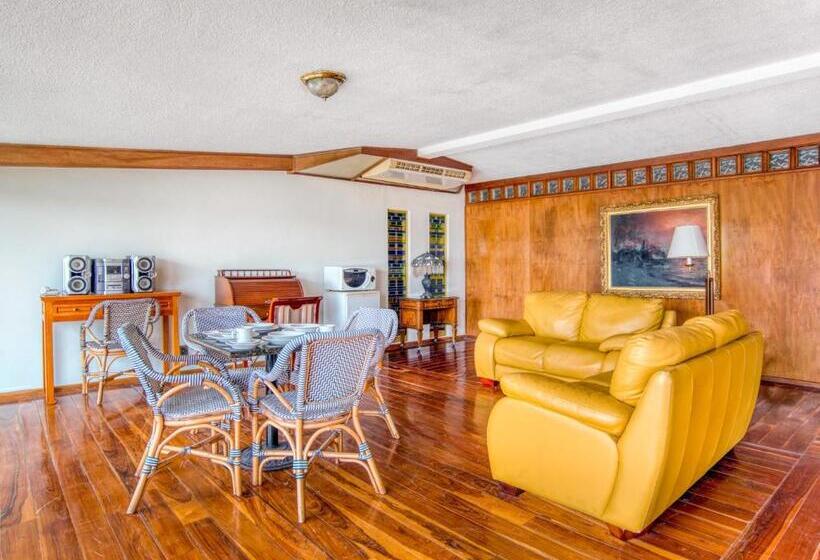 سوئیت مستر, Y Spa Posada Mirador