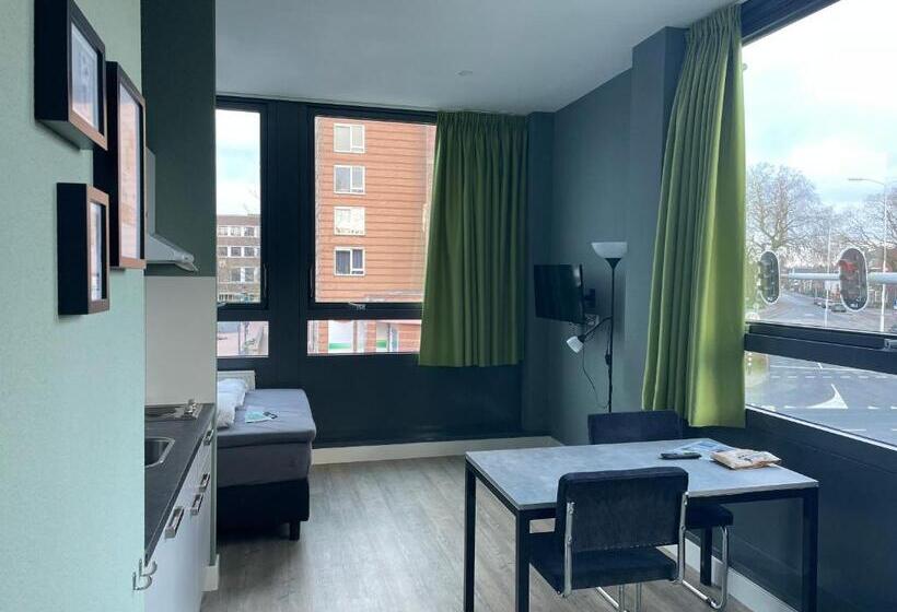 استودیوی استاندارد, Short Stay Wageningen