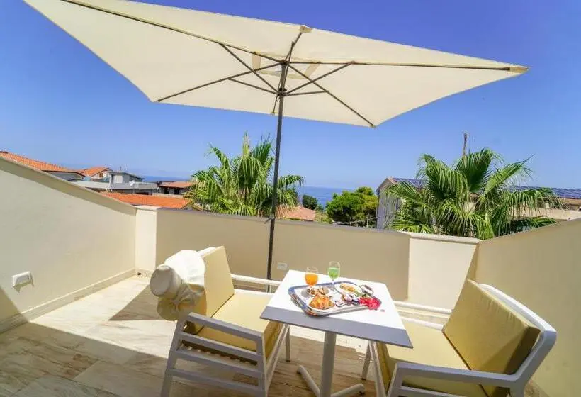 スイート, Suite Hotel L Oasi Di Riaci