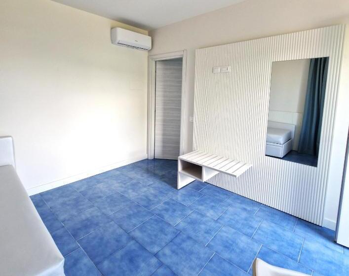 جناح جونيور مزوَّد بتراس, Suite Hotel L Oasi Di Riaci