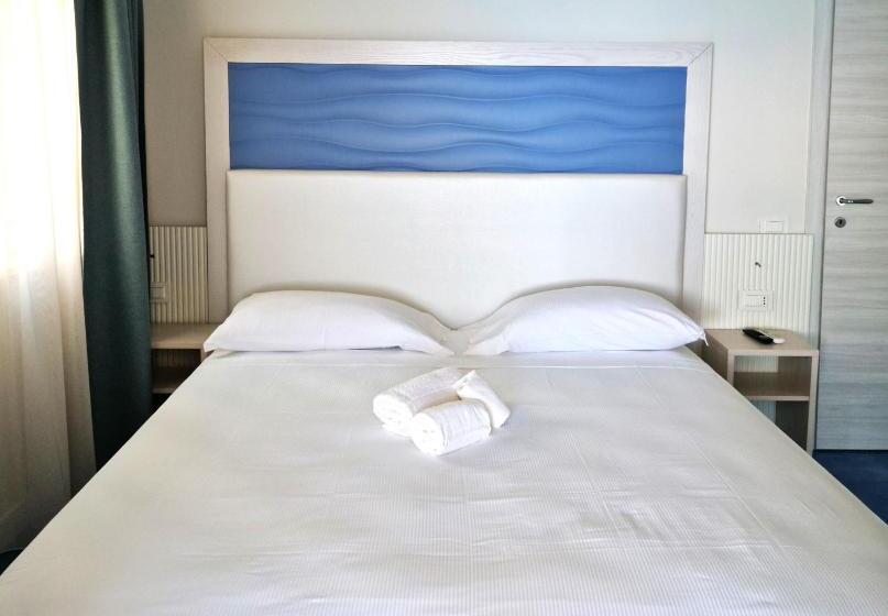 Полулюкс Одноместный с Террасой, Suite Hotel L Oasi Di Riaci