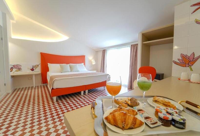 جناح, Suite Hotel L Oasi Di Riaci