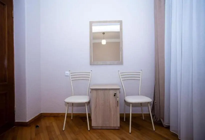 اتاق استاندارد, Sweet Sleep Hostel