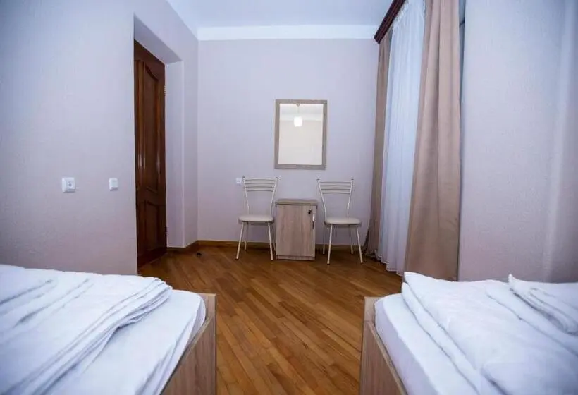 اتاق استاندارد, Sweet Sleep Hostel