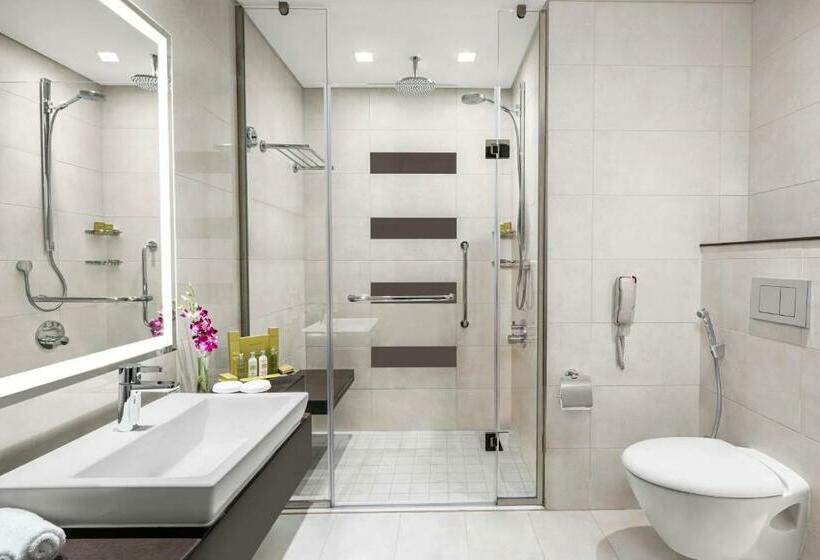 Номер Стандарт Кровать Кинг Адаптированный для Инвалидов, Doubletree By Hilton Jabal Omar Makkah