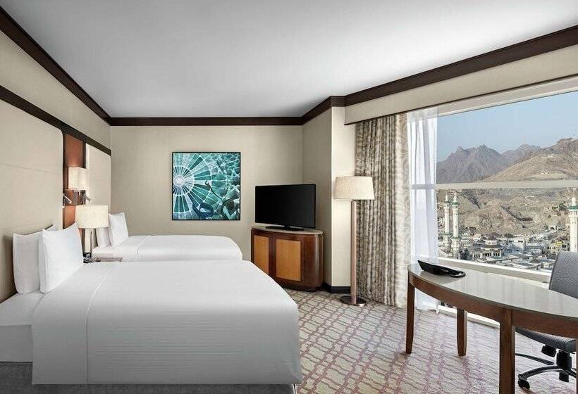 Quarto Familiar Comunicado, Doubletree By Hilton Jabal Omar Makkah