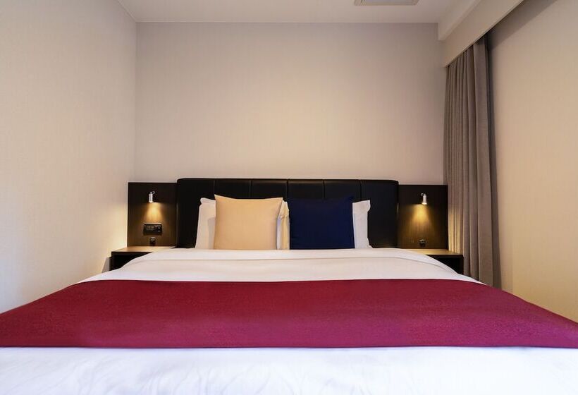 חדר סופריור, Shuranza Chiba