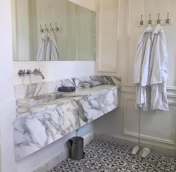سوییت جونیور لوکس, Riad Aïcha Kitchen