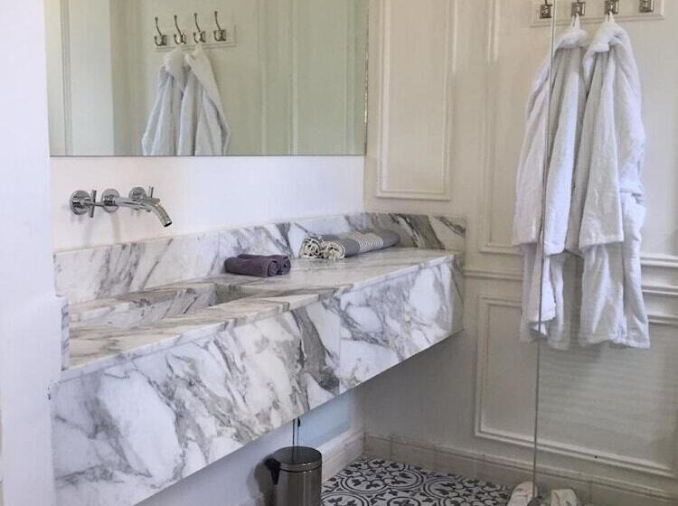 سوییت, Riad Aïcha Kitchen