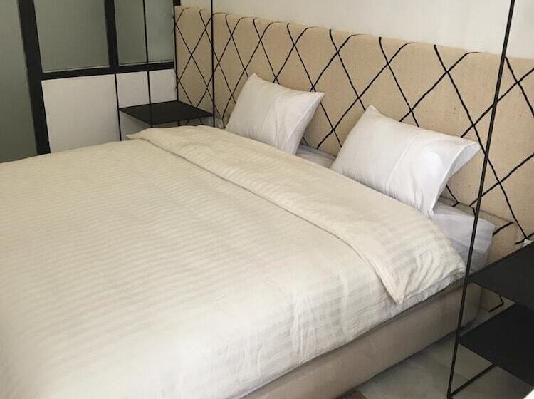 سوییت, Riad Aïcha Kitchen