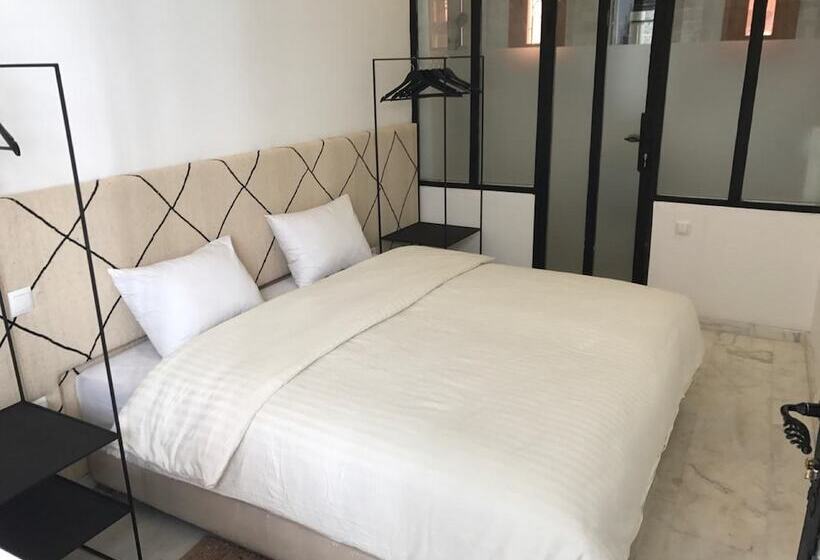 سوییت, Riad Aïcha Kitchen