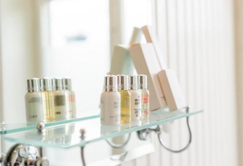 غرفة قياسية مطلة على المدينة, 1909 Sigtuna Stads Hotell