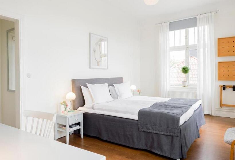 غرفة قياسية مطلة على المدينة, 1909 Sigtuna Stads Hotell