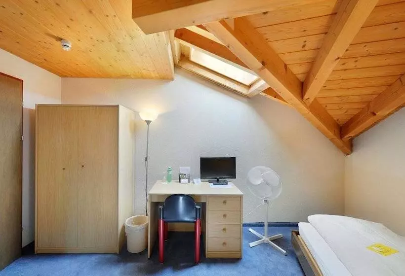 Habitació Economy Individual, Alpha Thun