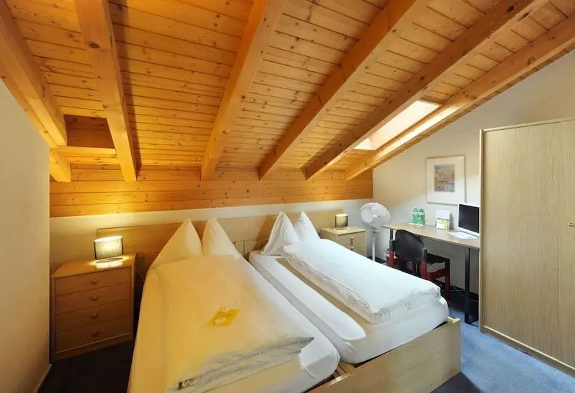 Habitació Economy, Alpha Thun