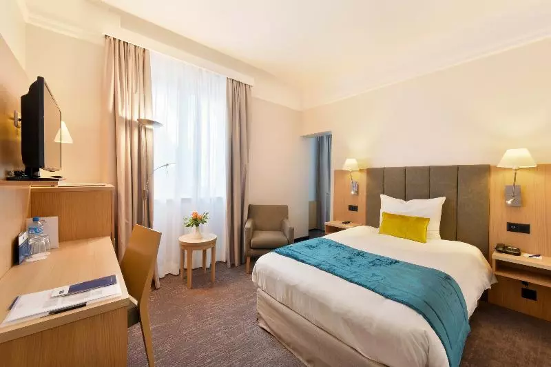 Standard Single Room, Astra Vevey Hotel & Restaurant