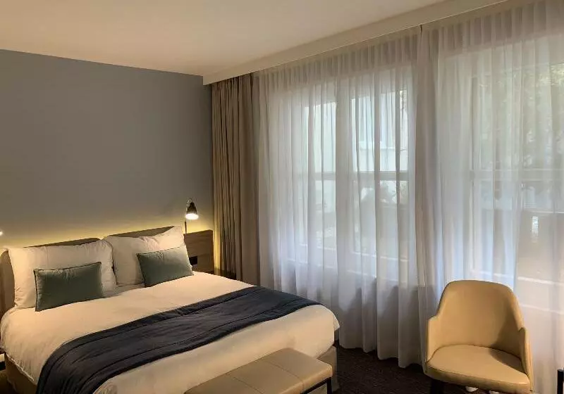 Standard Studio, Astra Vevey Hotel & Restaurant