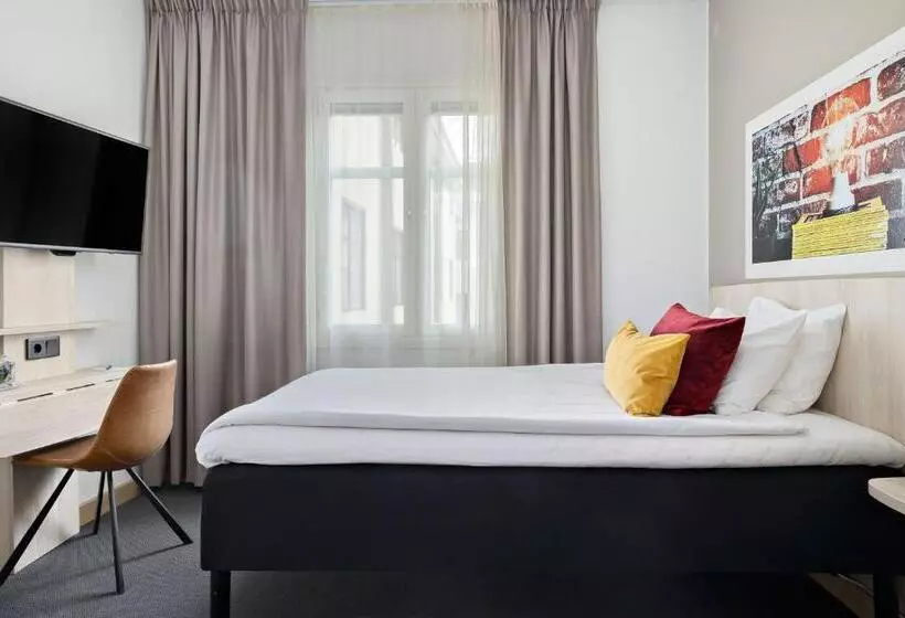 スタンダードシングルルーム, Best Western Hotel Svava
