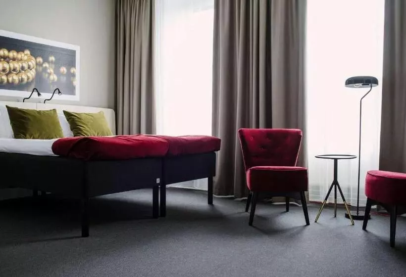 キングサイズベッドのスーペリアルーム, Best Western Hotel Svava