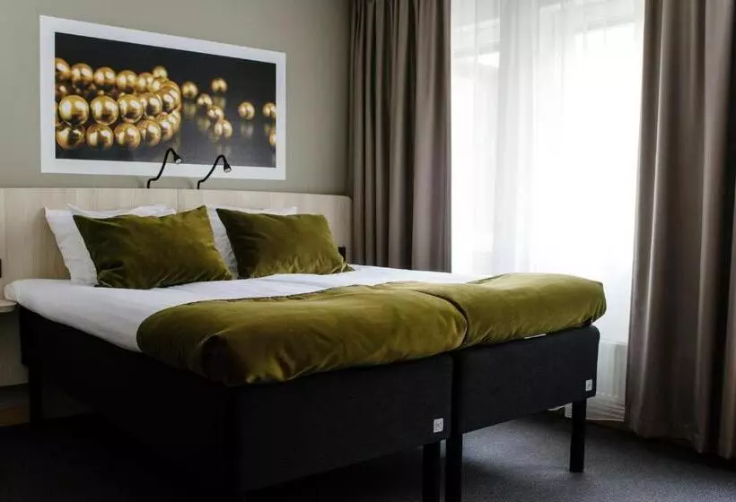 キングサイズベッドのスーペリアルーム, Best Western Hotel Svava