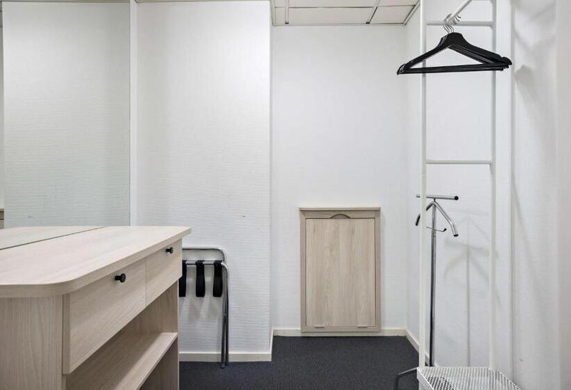 إستوديو قياسى, Best Western Hotel Svava