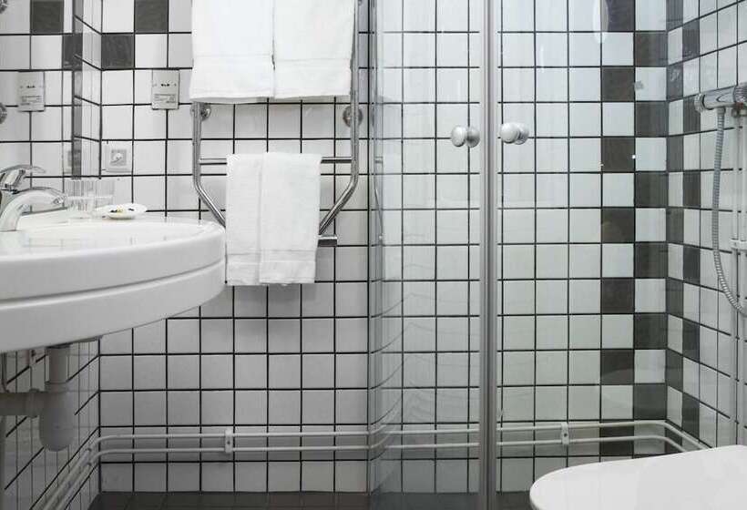 חדר סטנדרט לשלושה, Bohusgården Hotell & Konferens