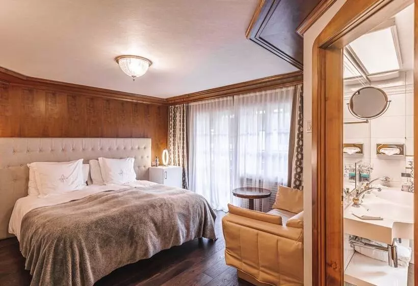 コンフォートルーム, Boutique Hotel Albana Real   Restaurants & Spa