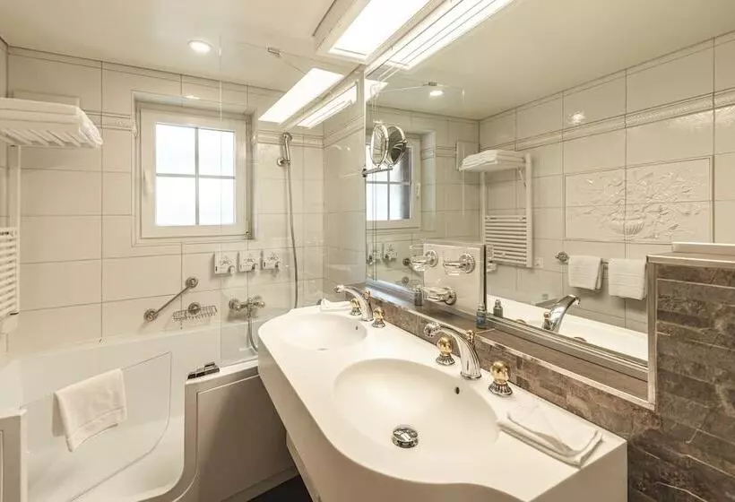 デラックスルーム, Boutique Hotel Albana Real   Restaurants & Spa
