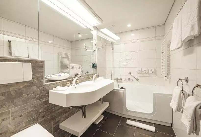 デラックスルーム, Boutique Hotel Albana Real   Restaurants & Spa