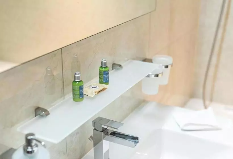 景色の見えるスーペリアルーム, Boutique Hotel Albana Real   Restaurants & Spa