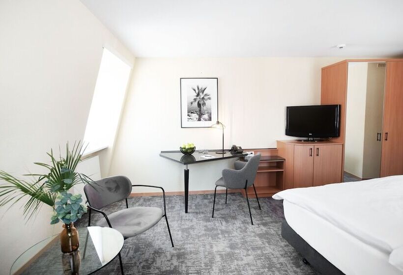 Номер Economy, Engel Liestal   Business & Lifestyle