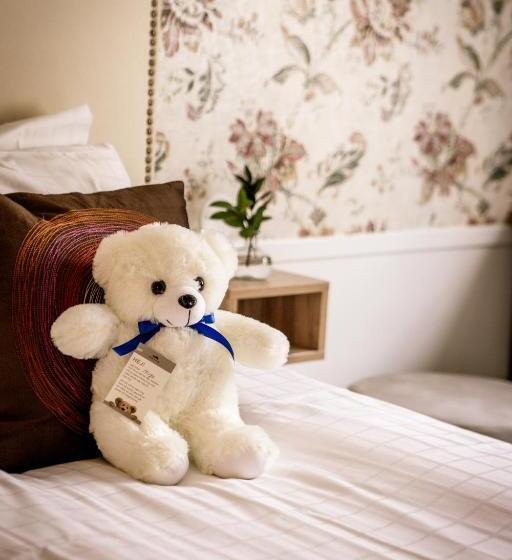 חדר סטנדרט, Freys