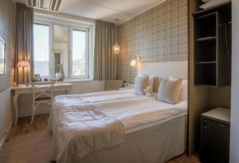 חדר סטנדרט, Freys