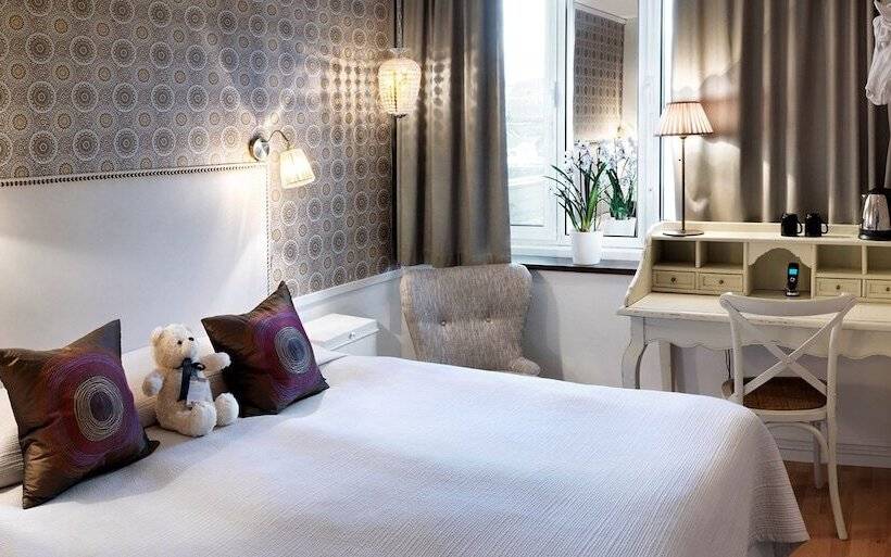 חדר סטנדרט, Freys