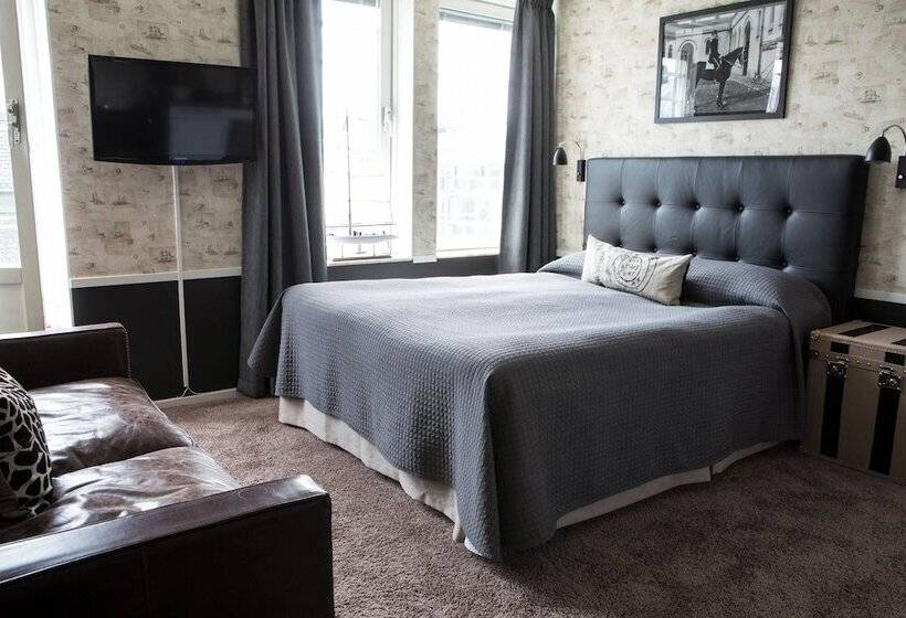 חדר סופריור עם מרפסת, Freys