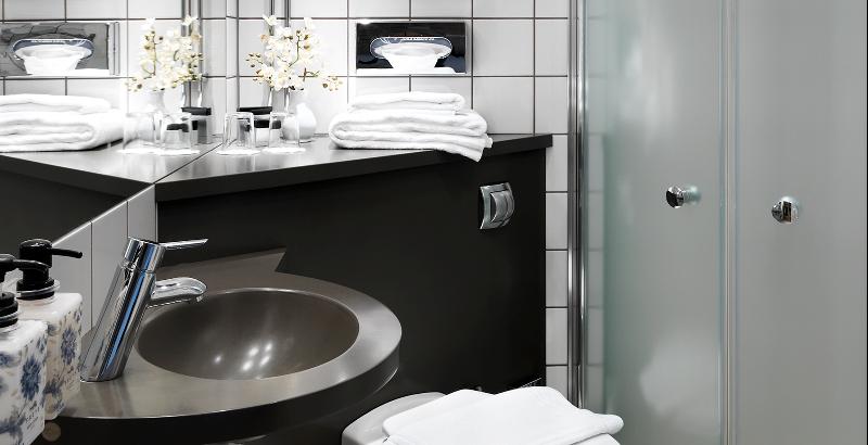 חדר סטנדרט, Freys