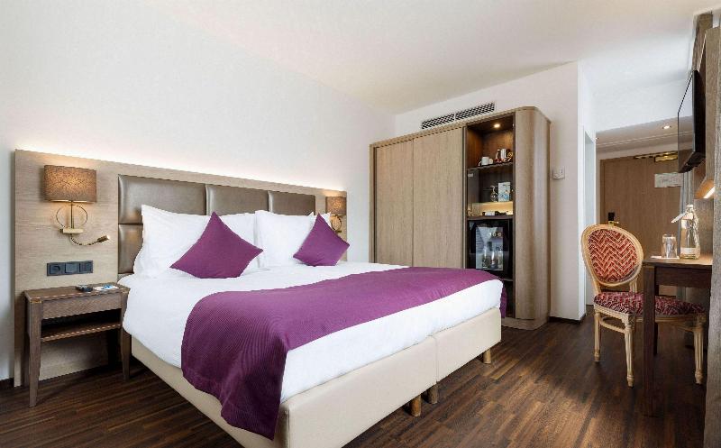 חדר אקונומי, Freys