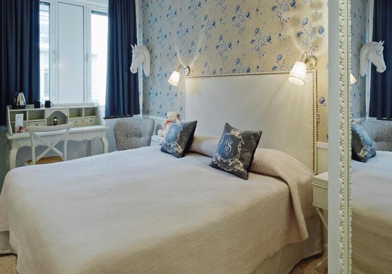 חדר סטנדרט, Freys