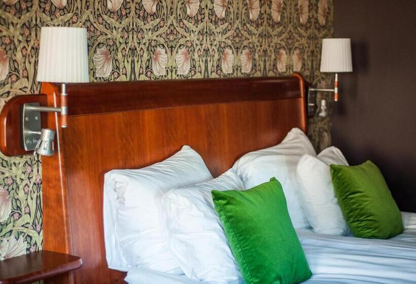 Классический Номер, Varbergs Stadshotell & Asia Spa