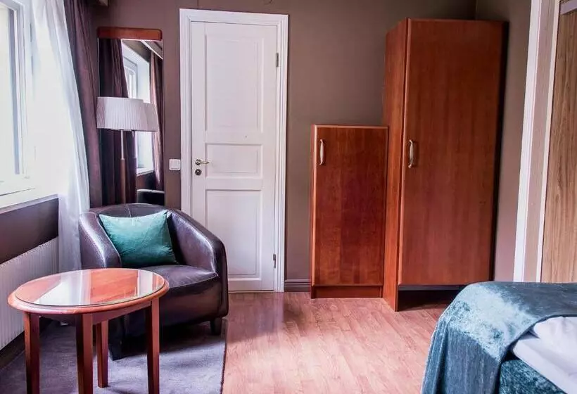 Classic Yhden Hengen Huone, Varbergs Stadshotell & Asia Spa