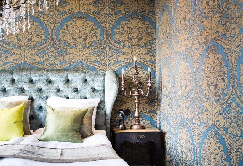 带大床的豪华间, Varbergs Stadshotell & Asia Spa