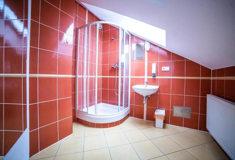 Quarto Estandar, Hostel Central