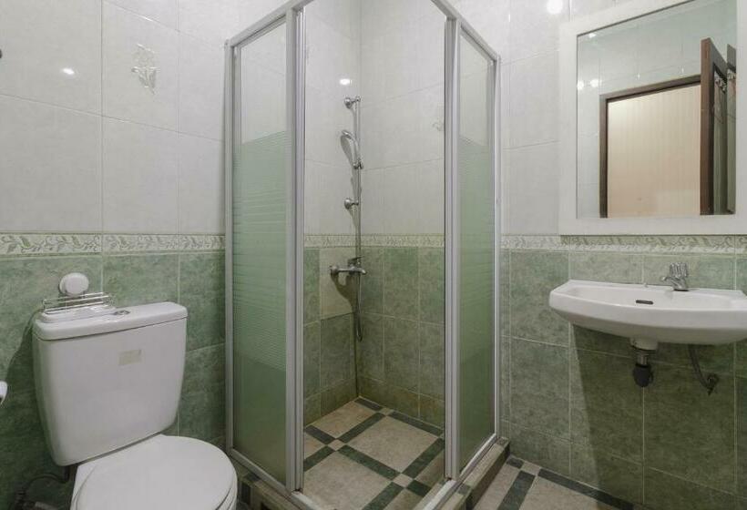 デラックスルーム, Reddoorz Syariah @ Cipanas